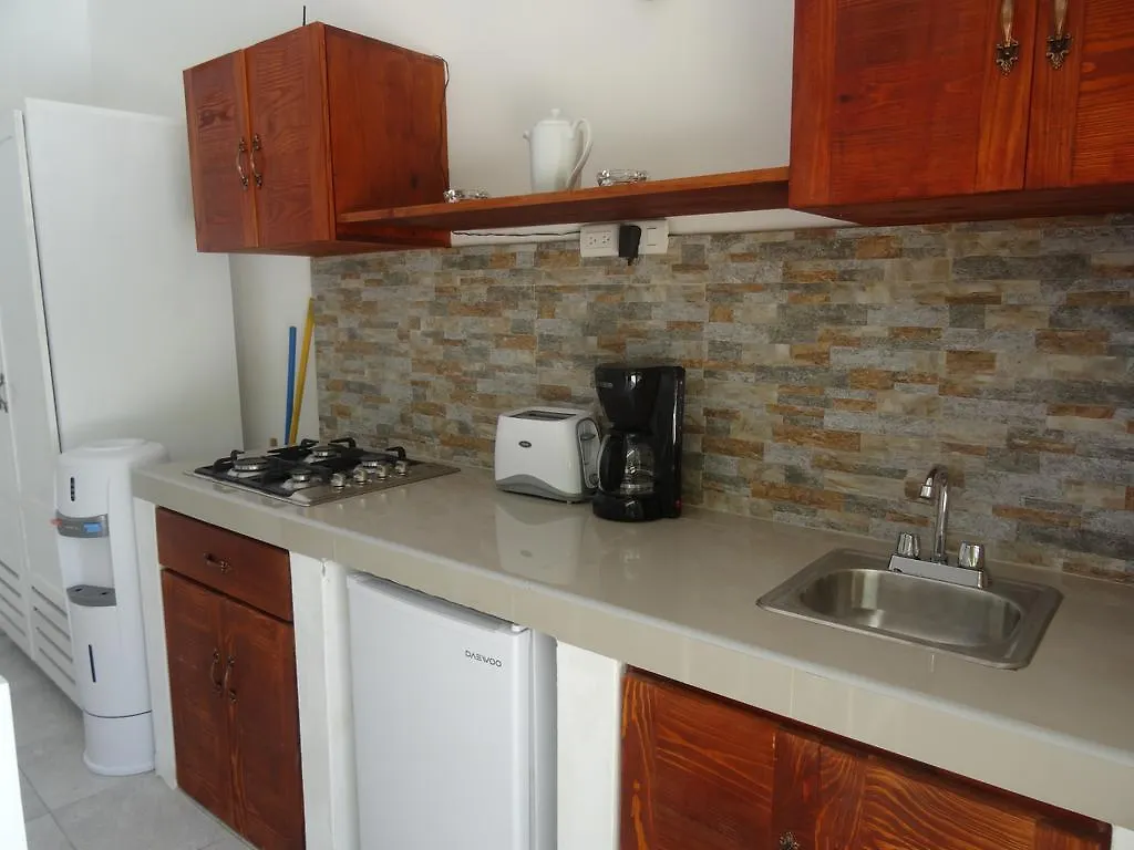 מלון לאס טרנאס Residencial Angelina